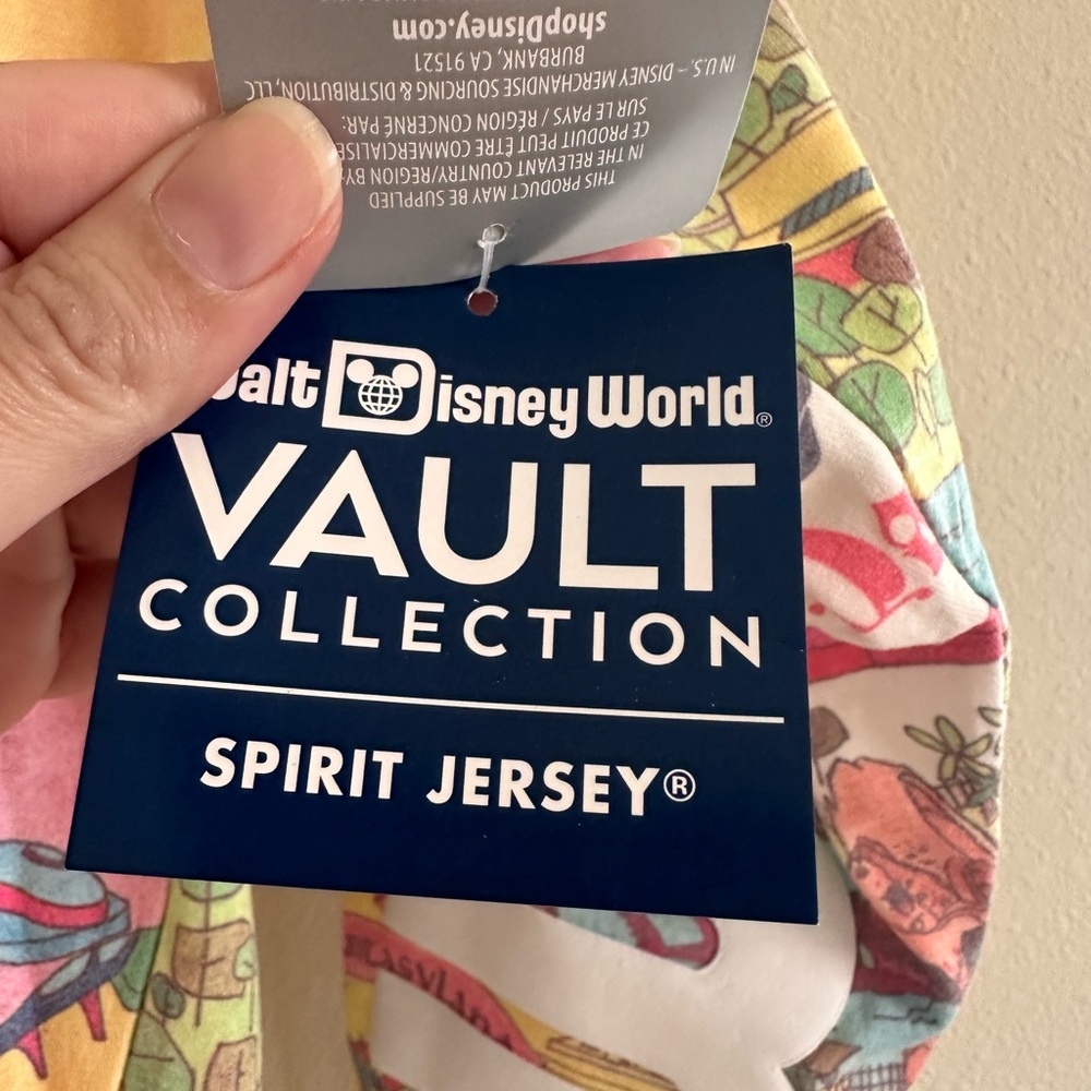 Disney World 50th Vault Spirit Jersey - Picture 4 of 9